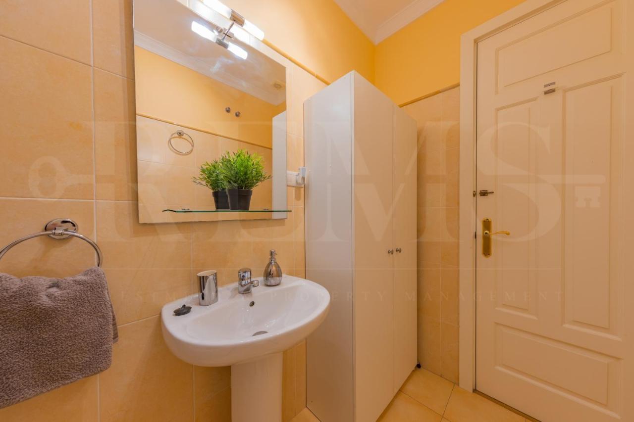 Uncibay Deluxe Apartment มาลากา ภายนอก รูปภาพ